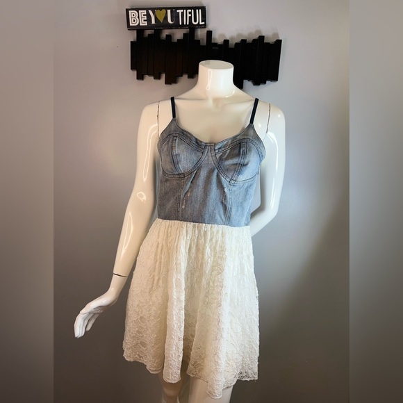 URBAN Outfitters Jean Corset Dress with Lace Skirt Size Medium Motel Rocks - Picture 3 of 14